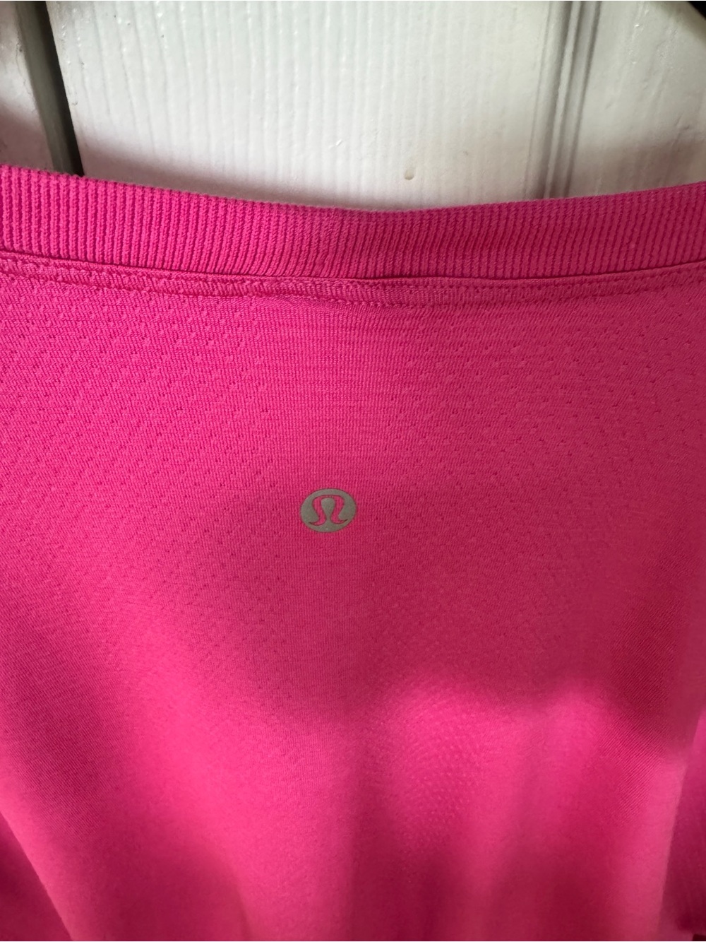 Lululemon Swiftly Tech Relaxed Fit Long Sleeve Sonic Pink Size 12 Running Top - Picture 12 of 15
